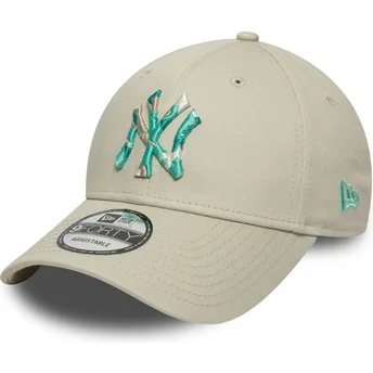 Cappellino curvo beige regolabile 9FORTY Seasonal Infill dei New York Yankees MLB di New Era