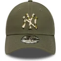 cappellino-verde-con-visiera-curva-regolabile-9forty-seasonal-infill-dei-new-york-yankees-mlb-di-new-era