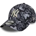 casquette-courbee-noire-ajustable-9forty-all-over-print-new-york-yankees-mlb-new-era