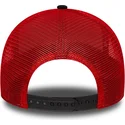 cappellino-trucker-nero-e-rosso-e-frame-script-dei-chicago-bulls-nba-di-new-era