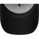 schwarze-trucker-kappe-a-frame-oval-distress-patch-von-new-era