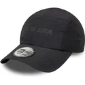 cappellino-curvo-nero-regolabile-runner-tech-di-new-era