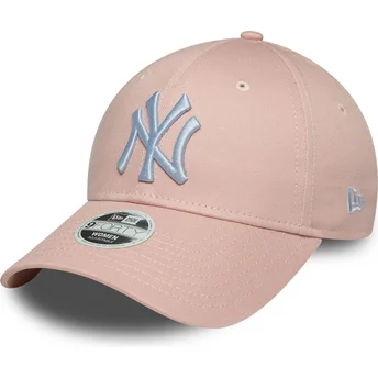 Cappellino rosa regolabile da donna con visiera curva e logo bianco 9FORTY League Essential dei New York Yankees MLB di New Era
