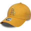 verstellbare-gelbe-damenkappe-mit-gebogenem-schirm-9forty-metallic-logo-der-los-angeles-dodgers-mlb-von-new-era