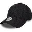 schwarze-verstellbare-curved-cap-fur-damen-mit-schwarzem-logo-9twenty-broderie-der-new-york-yankees-mlb-von-new-era
