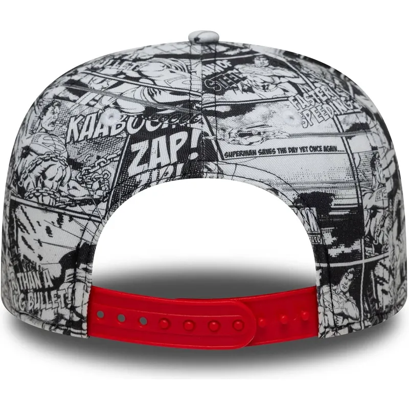 cappello-piatto-nero-snapback-per-bambino-9fifty-all-over-print-di-superman-dc-comics-di-new-era