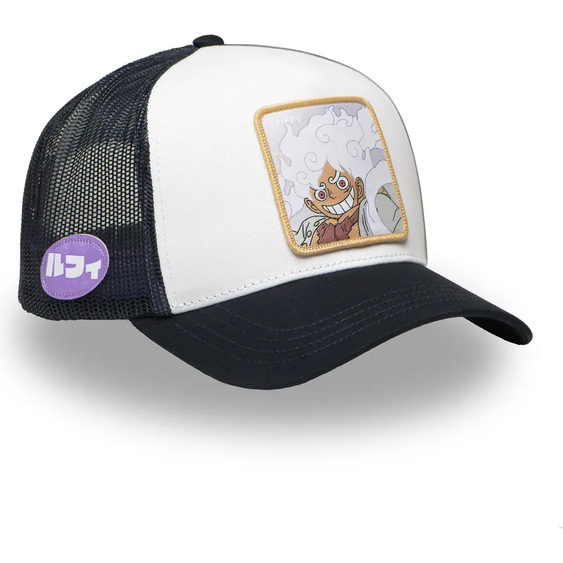 weisse-und-schwarze-trucker-kappe-monkey-d-luffy-op5-gea-one-piece-von-capslab