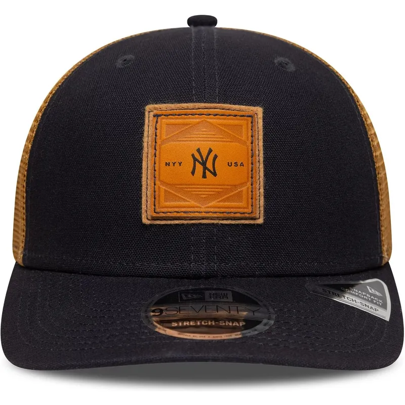 cappellino-trucker-blu-marino-e-marrone-9seventy-stretch-snap-debossed-logo-di-new-york-yankees-mlb-di-new-era