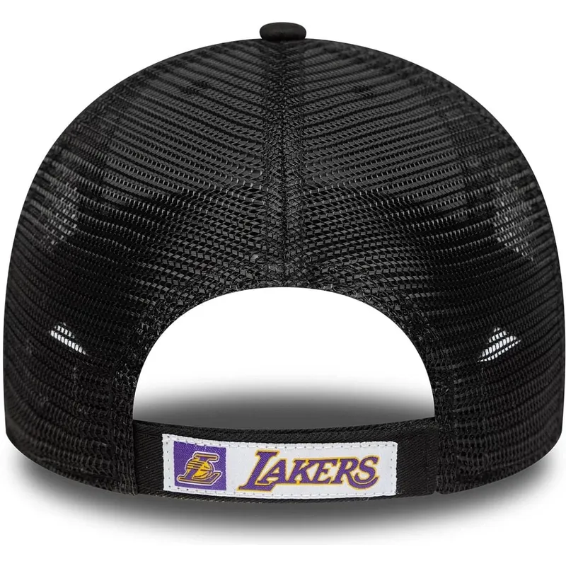 justerbar-sort-trucker-cap-med-grat-logo-9forty-fra-los-angeles-lakers-nba-fra-new-era