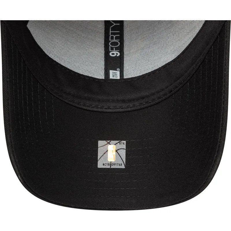 justerbar-sort-trucker-cap-med-grat-logo-9forty-fra-los-angeles-lakers-nba-fra-new-era