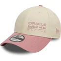 cappellino-curvo-beige-e-rosa-regolabile-9forty-contrast-di-red-bull-racing-formula-1-di-new-era