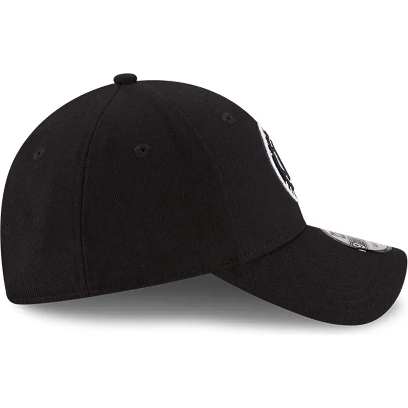 czarna-regulowana-czapka-z-zakrzywionym-daszkiem-dla-dzieci-9forty-the-league-brooklyn-nets-nba-marki-new-era