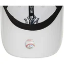 hvid-justerbar-buet-kasket-med-blat-logo-9twenty-core-classic-af-new-york-yankees-mlb-fra-new-era