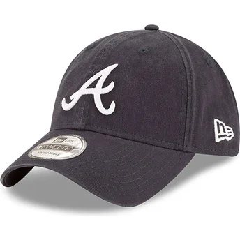 Cappellino curvo blu navy regolabile 9TWENTY Core Classic degli Atlanta Braves MLB di New Era