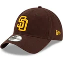san-diego-padres-mlb-new-era-9twenty-core-classic-justerbar-brun-buet-kasket