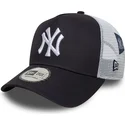 cappellino-trucker-blu-marino-e-bianco-a-frame-multi-patch-di-new-york-yankees-mlb-di-new-era