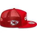 flache-trucker-kappe-rot-golfer-international-series-games-2024-von-kansas-city-chiefs-nfl-von-new-era