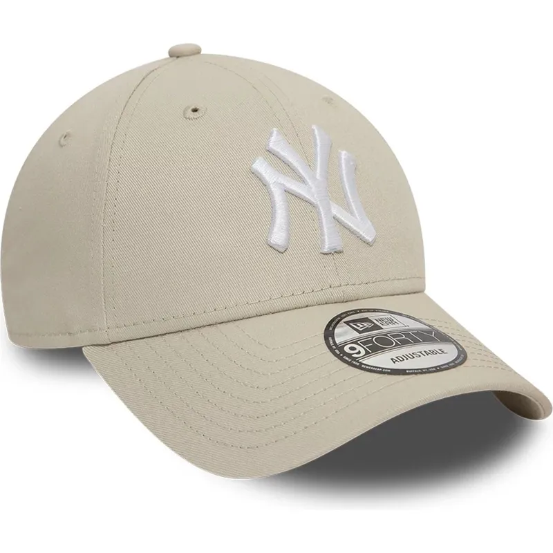 cappellino-curvo-beige-regolabile-con-logo-bianco-9forty-league-essential-di-new-york-yankees-mlb-di-new-era