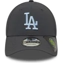 verstellbare-graue-9forty-kappe-mit-gebogenem-schirm-und-blauem-los-angeles-dodgers-logo-aus-recyceltem-material-von-new-era-mlb