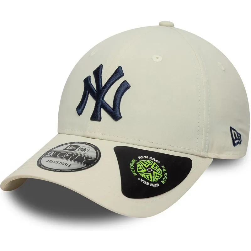 cappellino-curvo-beige-regolabile-con-logo-blu-marino-9forty-recycled-di-new-york-yankees-mlb-di-new-era