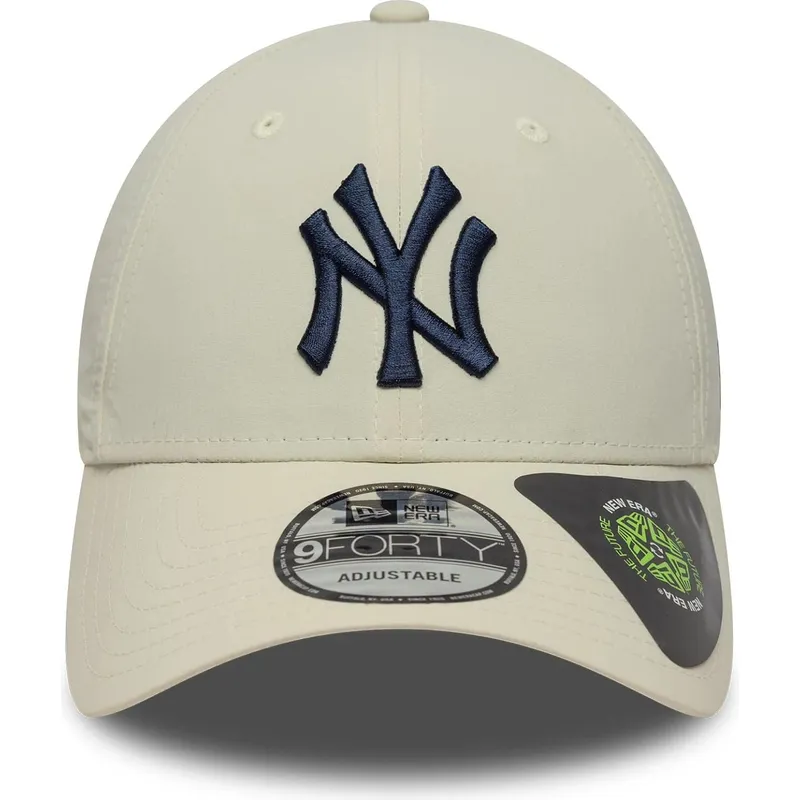 cappellino-curvo-beige-regolabile-con-logo-blu-marino-9forty-recycled-di-new-york-yankees-mlb-di-new-era