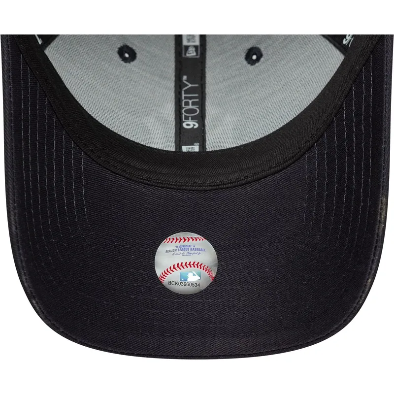 cappellino-curvo-blu-navy-regolabile-9forty-side-patch-new-york-yankees-mlb-di-new-era