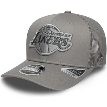 Cappellino trucker grigio con logo grigio 9SEVENTY Stretch Snap Tonal dei Los Angeles Lakers NBA di New Era