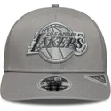 cappellino-trucker-grigio-con-logo-grigio-9seventy-stretch-snap-tonal-dei-los-angeles-lakers-nba-di-new-era