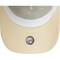 beige-trucker-kasket-til-kvinder-a-frame-league-essential-new-york-yankees-mlb-fra-new-era
