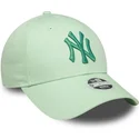 cappellino-curvo-verde-regolabile-da-donna-con-logo-verde-9forty-metallic-logo-dei-new-york-yankees-mlb-di-new-era