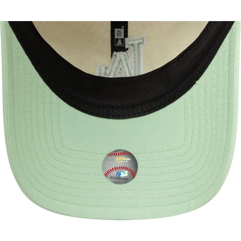 beige-und-grune-verstellbare-curved-cap-fur-damen-9twenty-world-series-cooperstown-der-los-angeles-dodgers-mlb-von-new-era