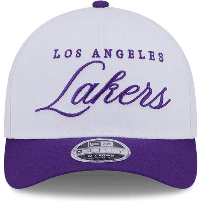 vit-och-violett-bojd-skarm-snapback-keps-9forty-m-crown-draft-2025-los-angeles-lakers-nba-fran-new-era