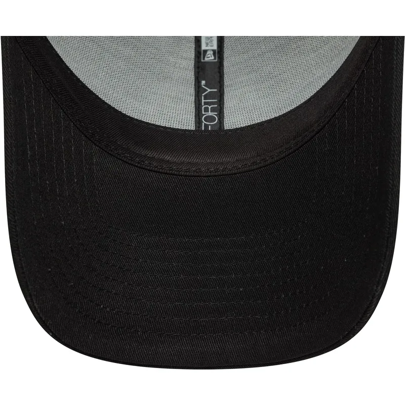 czarna-regulowana-czapka-z-zakrzywionym-daszkiem-9forty-core-newcastle-united-football-club-premier-league-od-new-era