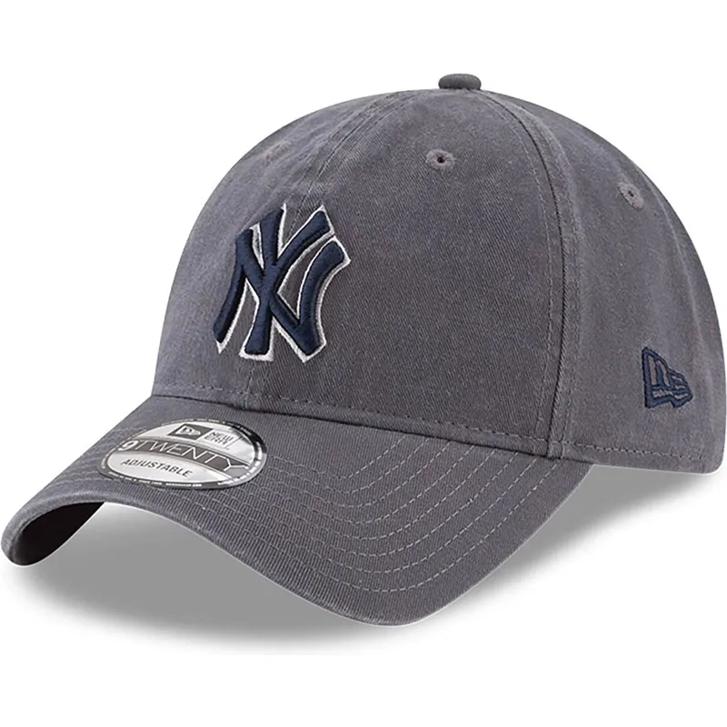 gra-justerbar-kasket-med-buet-skygge-og-blat-logo-9twenty-core-classics-fra-new-york-yankees-mlb-af-new-era