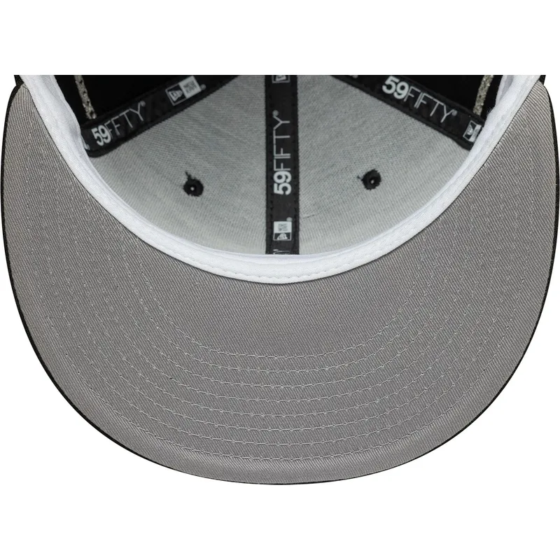 cappello-piatto-nero-aderente-59fifty-chain-wrap-dei-chicago-white-sox-mlb-di-new-era