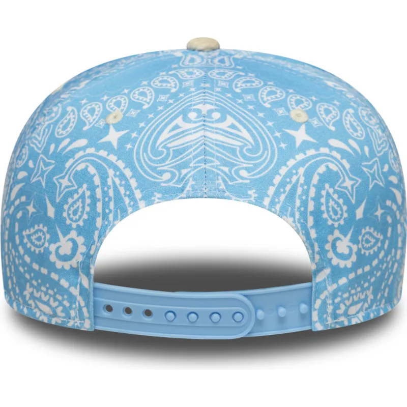 bla-och-beige-bojd-skarm-snapback-9seventy-stretch-snap-lifestyle-keps-av-racing-bulls-f1-team-formula-1-fran-new-era