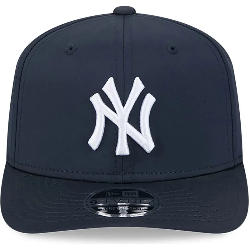 cappellino-curvo-blu-marino-snapback-9seventy-stretch-snap-perf-di-new-york-yankees-mlb-di-new-era