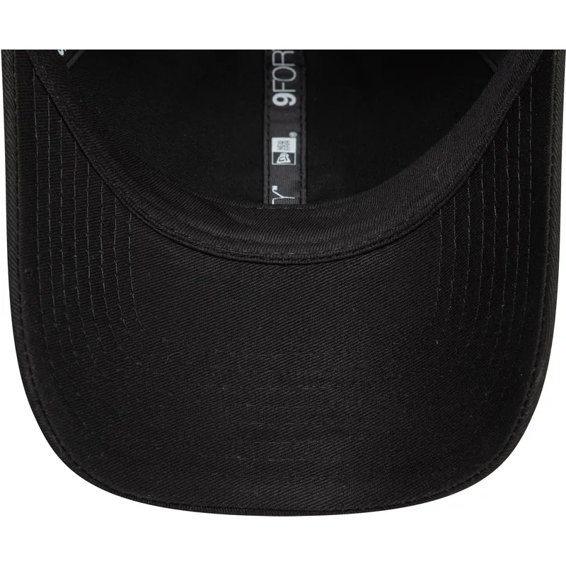 sort-justerbar-curved-kasket-9forty-badge-fra-new-era