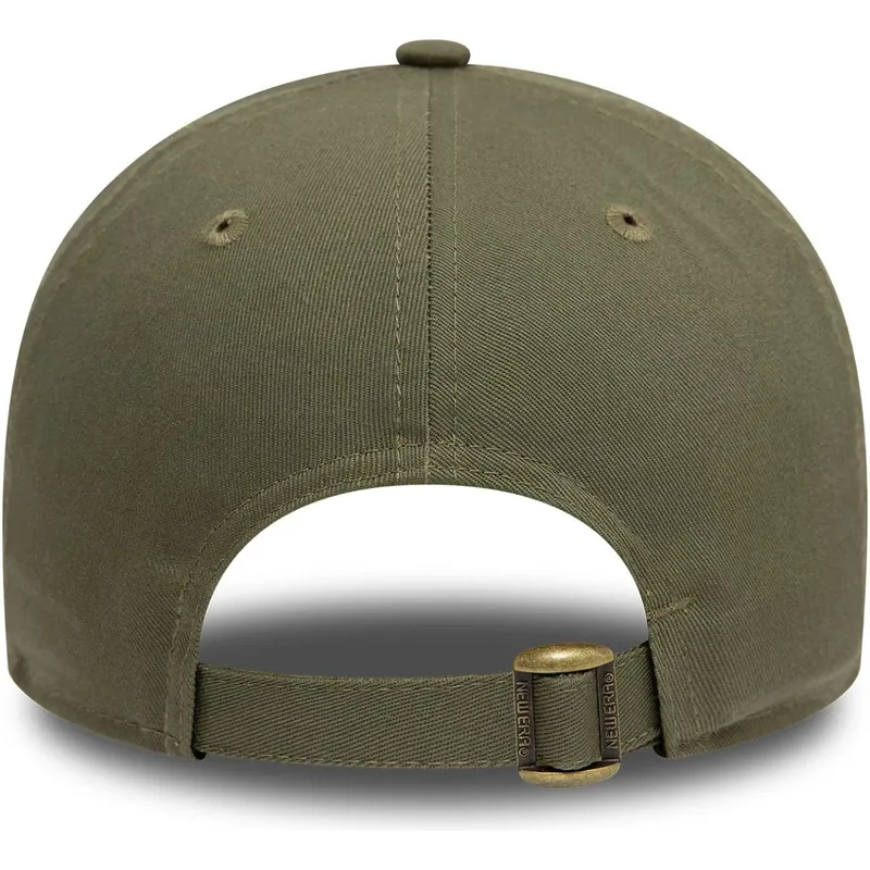 grune-verstellbare-curved-cap-9forty-badge-von-new-era