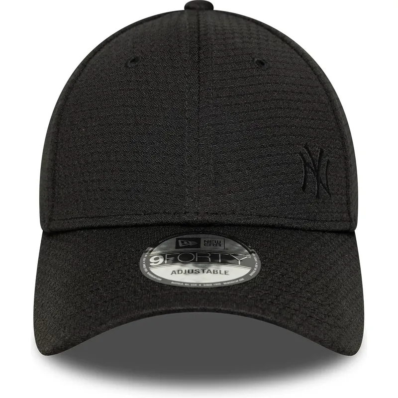 cappellino-curvo-nero-snapback-con-logo-nero-9forty-flawless-mesh-di-new-york-yankees-mlb-di-new-era