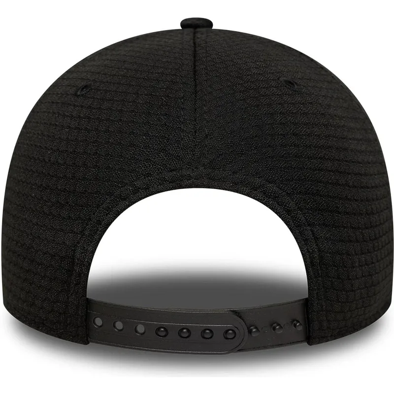 new-york-yankees-mlb-new-era-9forty-flawless-mesh-svart-kurvad-snapback-keps