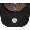 casquette-courbee-noire-ajustable-avec-logo-noir-9forty-tonal-flawless-new-york-yankees-mlb-new-era