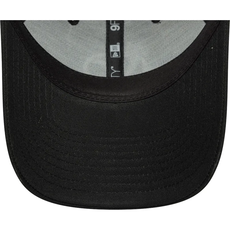 schwarze-verstellbare-curved-cap-9forty-seasonal-vespa-piaggio-von-new-era