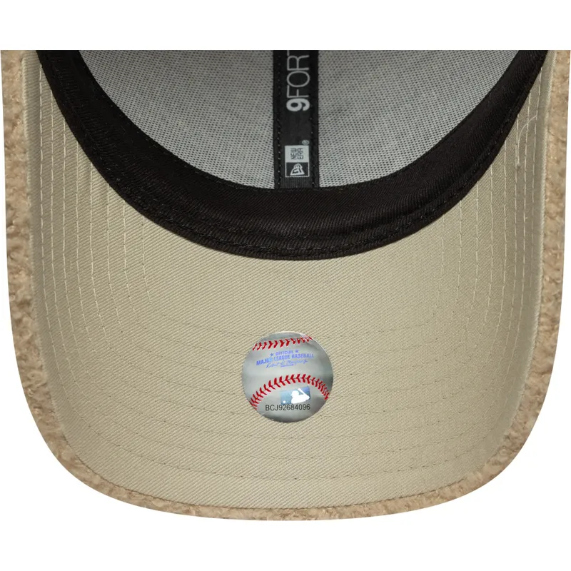 cappellino-con-visiera-curva-beige-regolabile-con-logo-marrone-9forty-borg-dei-los-angeles-dodgers-mlb-di-new-era