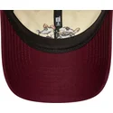 cappellino-curvo-beige-e-granata-regolabile-9twenty-di-garfield-e-odie-di-new-era