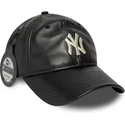 verstellbare-schwarze-9twenty-leder-cap-mit-gebogenem-schirm-der-new-york-yankees-mlb-von-new-era