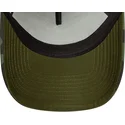 cappellino-trucker-multicolore-a-frame-camo-oval-patch-di-new-era
