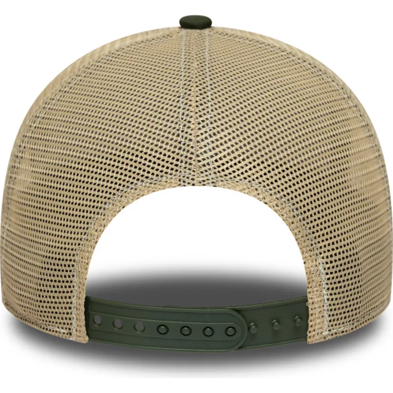 cappellino-trucker-marrone-e-verde-a-frame-animal-patch-di-bufalo-di-new-era