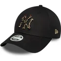 cappellino-nero-regolabile-da-donna-9forty-leopard-infill-dei-new-york-yankees-mlb-di-new-era