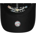 svart-justerbar-kurvad-keps-for-dam-9forty-floral-script-fran-new-york-yankees-mlb-av-new-era